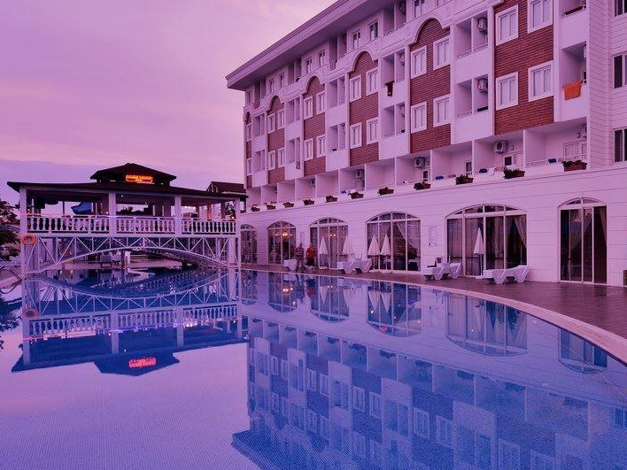 SIDE ROYAL PARADISE 5*